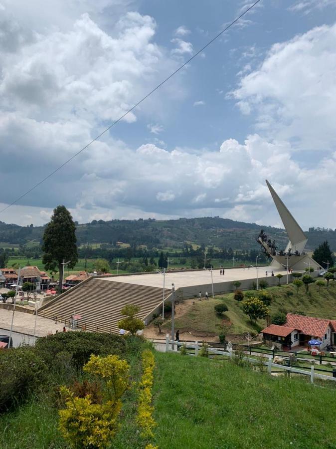 Hotel Lancers - Pantano De Vargas Paipa Boyaca Bagian luar foto